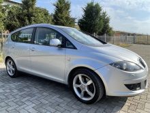 Seat altea xl 2.0 tdi (tri te kuqe)