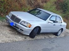 Shitet c180 benzine gas