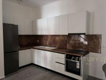 Apartament 1+1 Për Shitje në Plazh Iliria, Durrës me oborr,