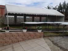 tenda ne sherbim si dhe karrika tavolina ne ter kosoven 24 n