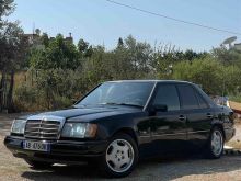 Mercedes-Benz W124 250D