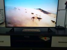 Uleset e sallonit ,tv Smart  Grundig 50inq,komoda per tv