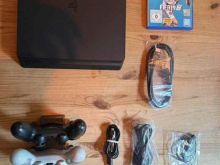 Shitet PS4 slim