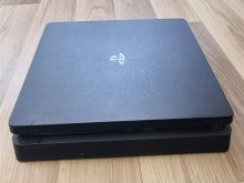 Play Station 4