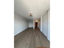 0683487469 Shitet, Apartament 3+1, Restorant Fresku, Tirane
