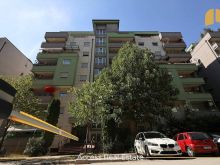 Banesë në SHITJE me FLETË POSEDUESE – 3 dhoma gjumi –Rruga C