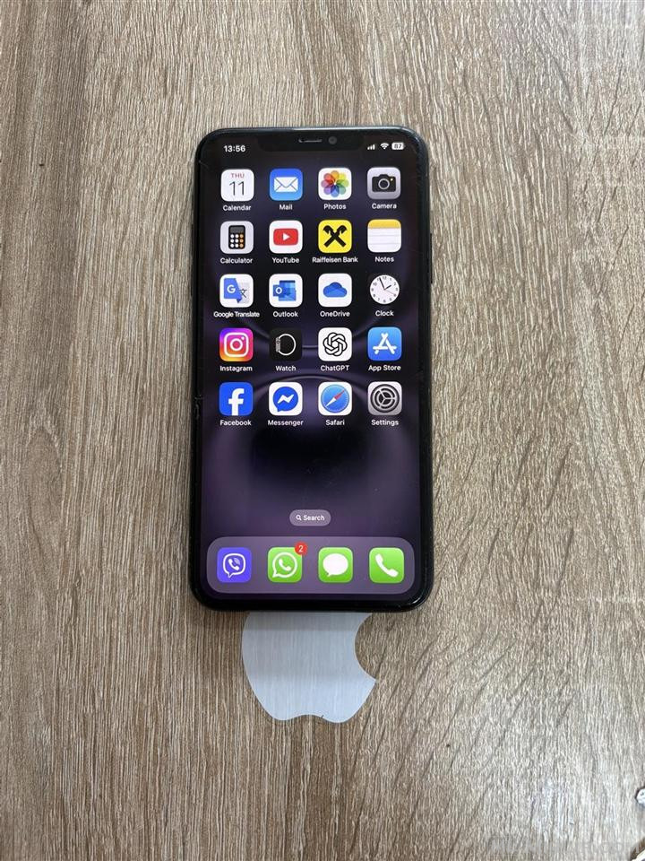 iPhone 11 Pro Max 64 GB