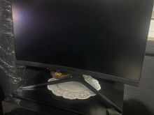 Monitor Gaming + Tavoline Gaming