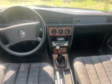 Shitet mercedes 190d