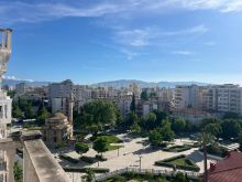 SHITET NJESI BIZNESI, E PERSHTATSHME DHE PER BANIM, VLORE