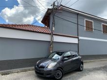 Toyota Yaris 2011 Automat 1.3 Benzine🇨🇭🇨🇭