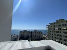 Shitet Apartament 1+1 + Ballkon Pamje Deti 📍Rrota kuqe ,Pla