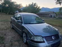 Passat 1.8 i aksidentum Rks