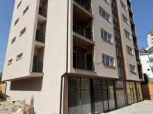 Shitet Banesa 3 dhomshe 71m2 kati i 1 Mati 1 Matiqan