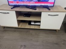 Komod per TV