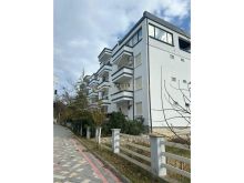 SHITET APARTAMENT 1+1 TE GJIRI I LALZIT PRANE KOMPLEKSIT \"IN