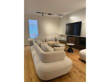 0683487469 Shitet Penthouse 3+1+3+2 Poste , Liqeni i Thate