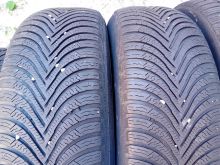 215/65/16 M+S 2 copë Michelin 50 Euro.