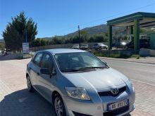 TOYOTA AURIS 1.4 NAFT 2009 MANUAL 6+R