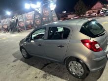 Shes Opel Corsa D 1.3 diesel tel whats app +353894983979