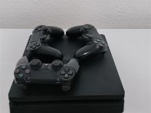 Sony playstation 4 slim