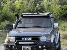 Mitsubishi Pajero 2.5 Turbo intercoler