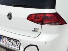 Pllastika e branikut mbrapa golf 7