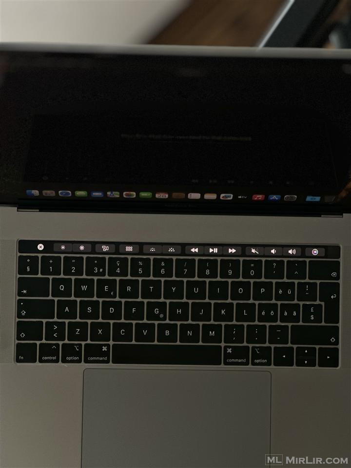 💻 MacBook Pro 15.4” Retina (2018)
