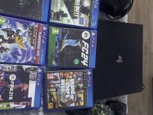 Play station 4pro + pajisjet e tjera
