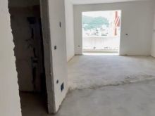 Shitet apartament 1+1+2 Tek Golden Park 3 