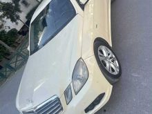 Mercedes E220 Automatik shitet. Ndrrohet