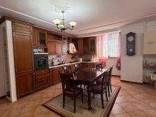 068 209 8305 SHITET APARTAMENT NE VOLLGA
