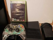 xbox 360 slim me nje kontroller nje cd loje