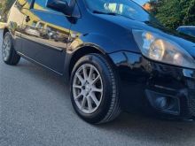 Ford fiesta 1.6 naft viti 2007