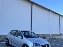 Okazion Golf 5 2.0 naft 2700€€