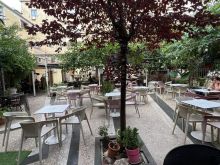 Shitet, Godinë Multifunksionale, pranë Oxhakut, Tiranë