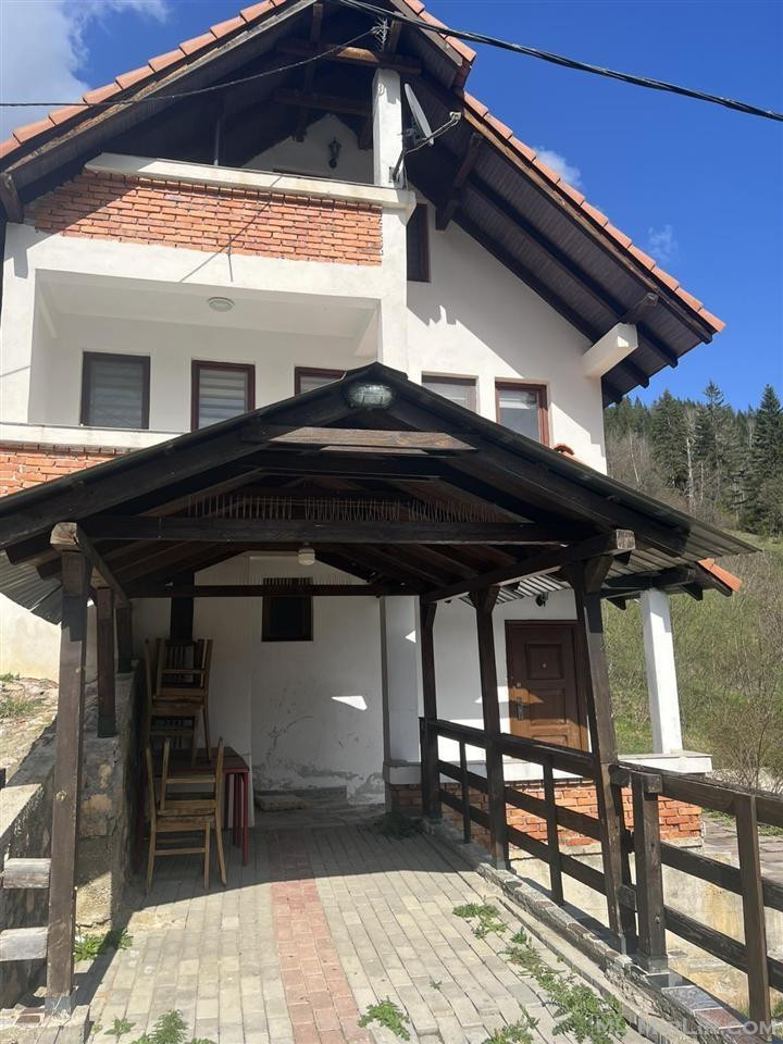 Boge-Rugovë(Shtëpi në shitje)
