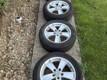 Shitet Vetura Volkswagen Touran