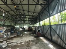 Shitet objekti 500m2 dhe 10 ari toke