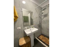 0695264472 Shitet, Garsoniere, Komuna e Parisit, Tiranë.