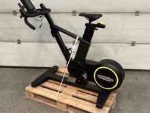 TECHNOGYM SKILL BIKE 