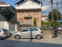 Shitet shtepia ne lagjen Ortakoll