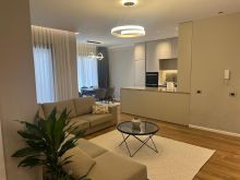Kavaje, Superapartament Luksoz 2+1+2 tualete.