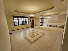 📍Bllok, Kafe Roma, Shitet 3+1, 350.000€❗️