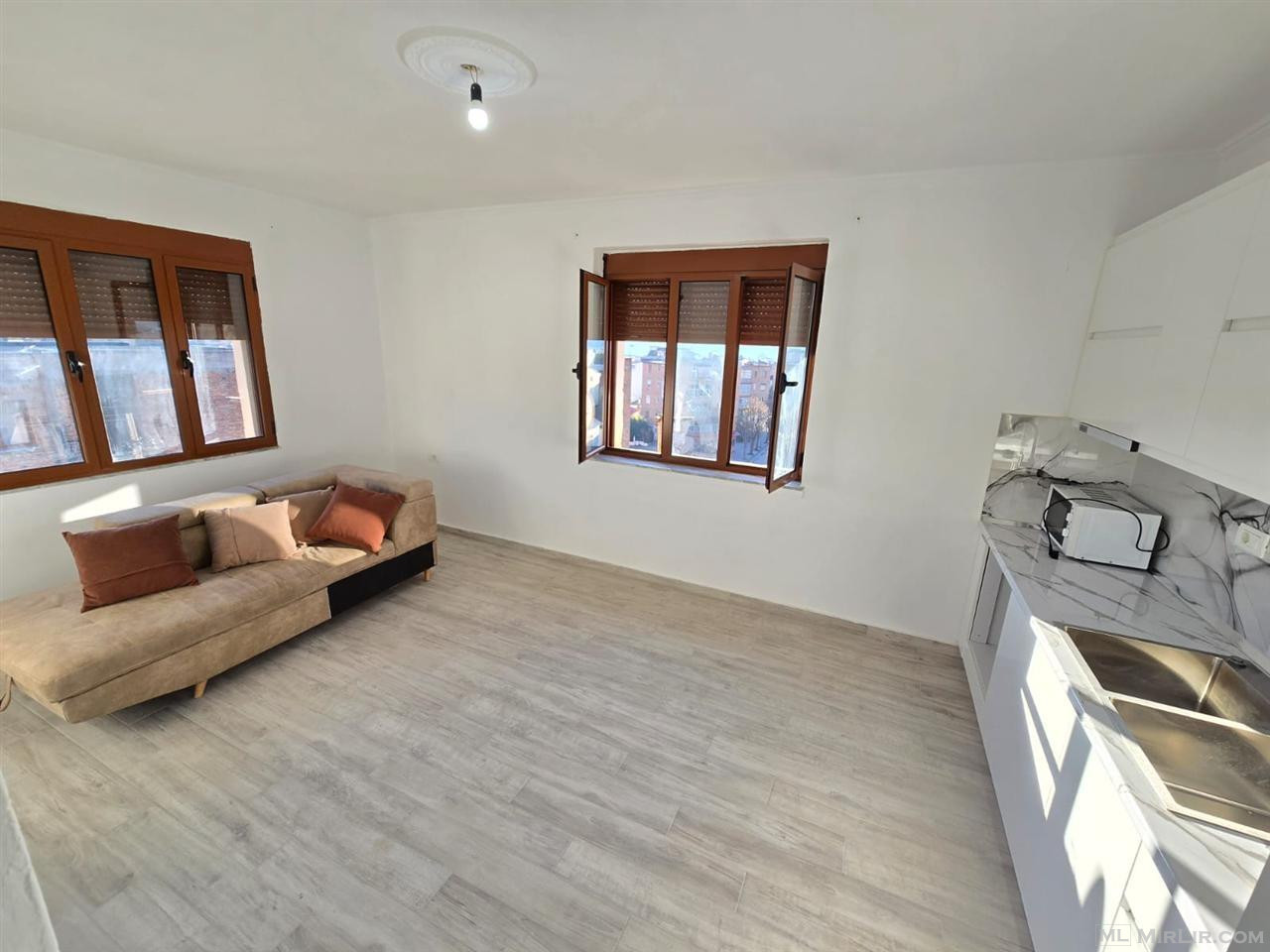 Shitet apartament - thumbnail 4