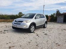 Shitet Toyota Urban Cruiser viti 2010 nafte 1.4 manual 4x4