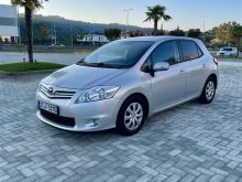 Toyota Auris 1.4 naft 2010