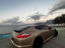 Porsche panamera ne shitje