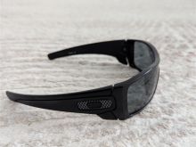 Syzat OAKLEY BATWOLF