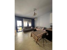 Apartament per shitje 1+1 në plazhin e Golemit!